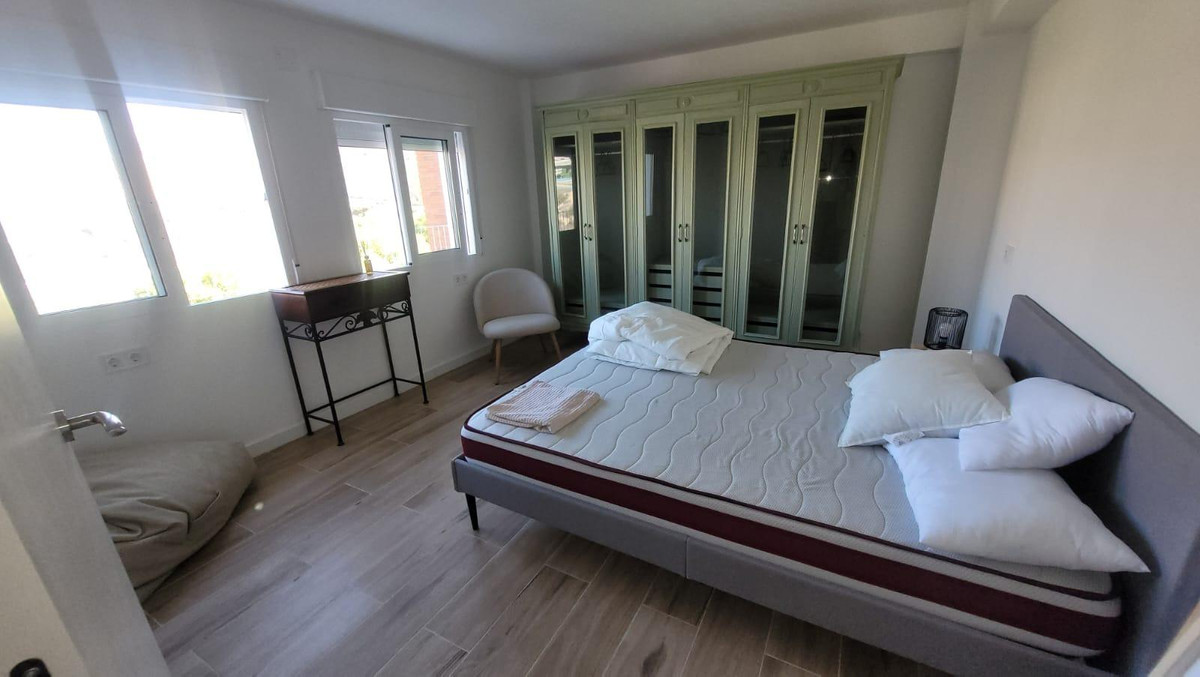 Se vende Apartamento Planta Media de 2 dormitorios en Costa Blanca, Alicante, España