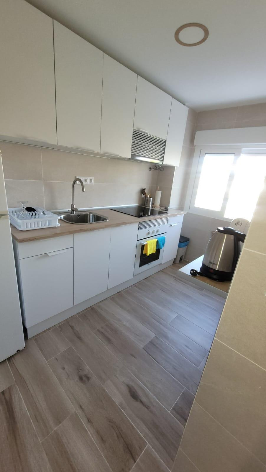 Se vende Apartamento Planta Media de 2 dormitorios en Costa Blanca, Alicante, España