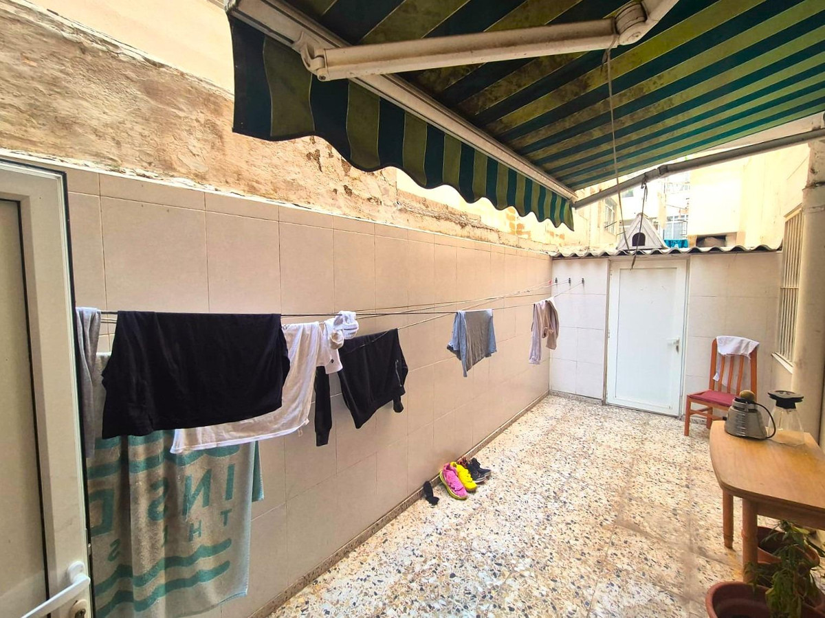 Se vende Apartamento Planta Media de 3 dormitorios en Costa Blanca, Alicante, España