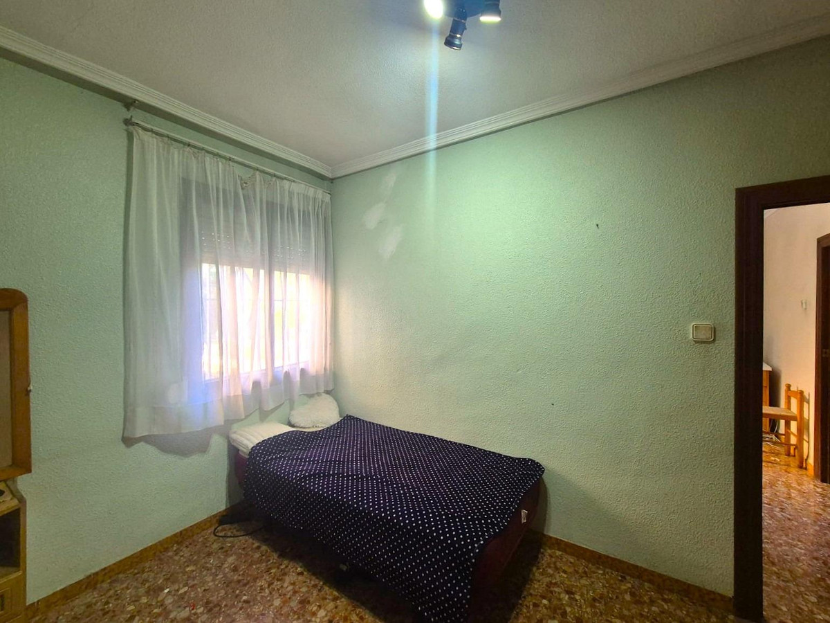 Se vende Apartamento Planta Media de 3 dormitorios en Costa Blanca, Alicante, España