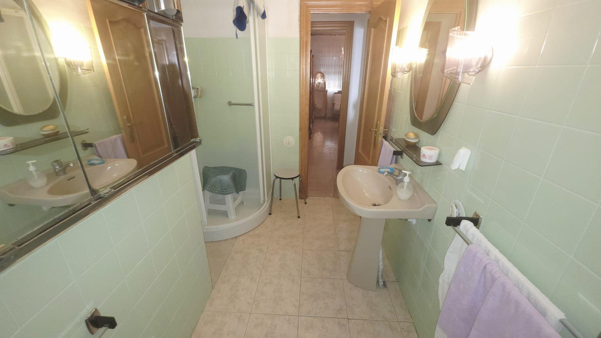 Se vende Apartamento Planta Media de 4 dormitorios en Costa Blanca, Alicante, España