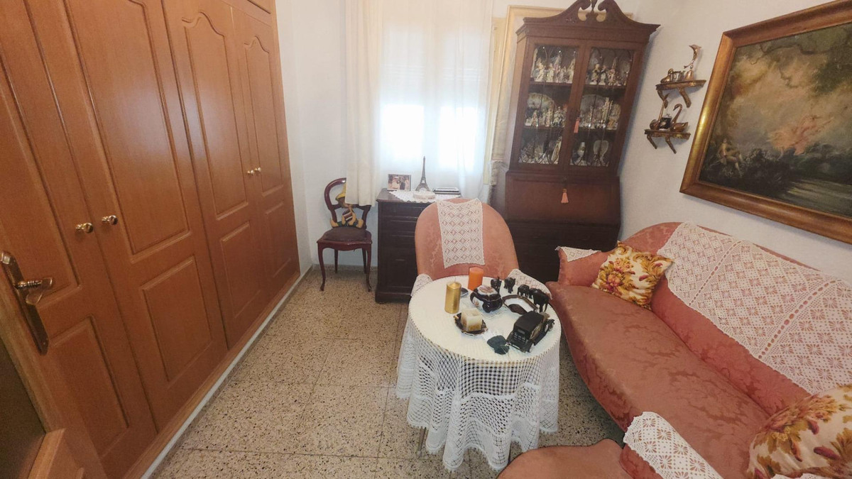 Se vende Apartamento Planta Media de 4 dormitorios en Costa Blanca, Alicante, España