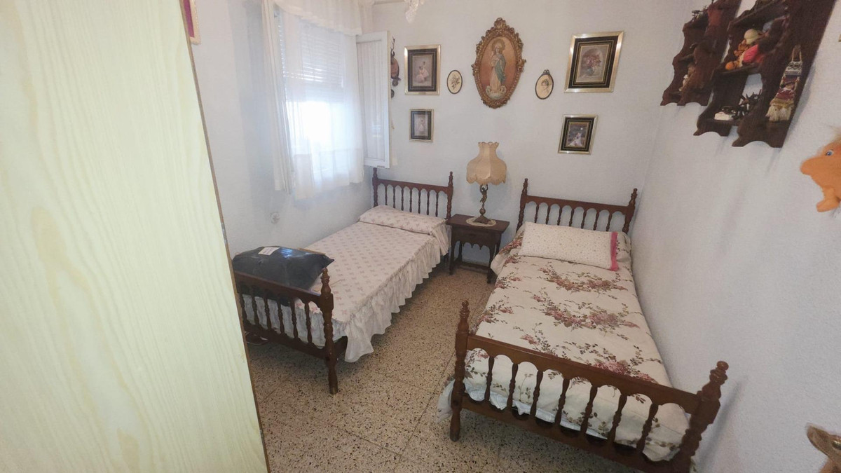Se vende Apartamento Planta Media de 4 dormitorios en Costa Blanca, Alicante, España