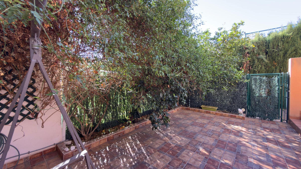 Se vende Bungalow de 6 dormitorios en Costa Blanca, Alicante, España