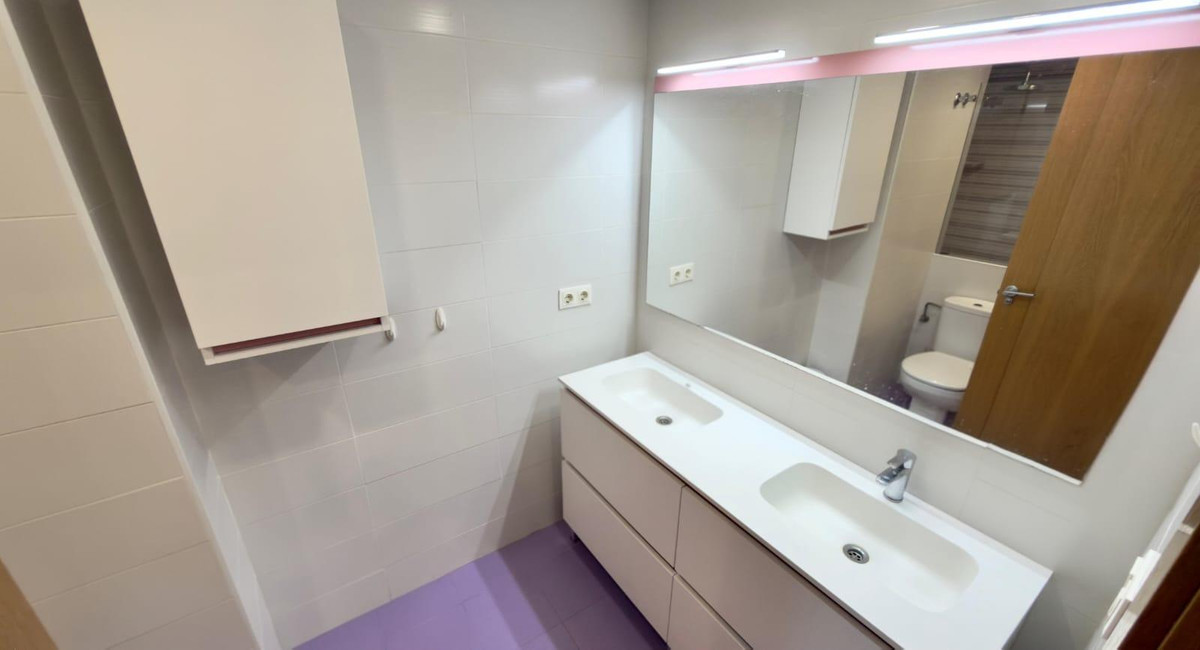 Se vende Bungalow de 6 dormitorios en Costa Blanca, Alicante, España