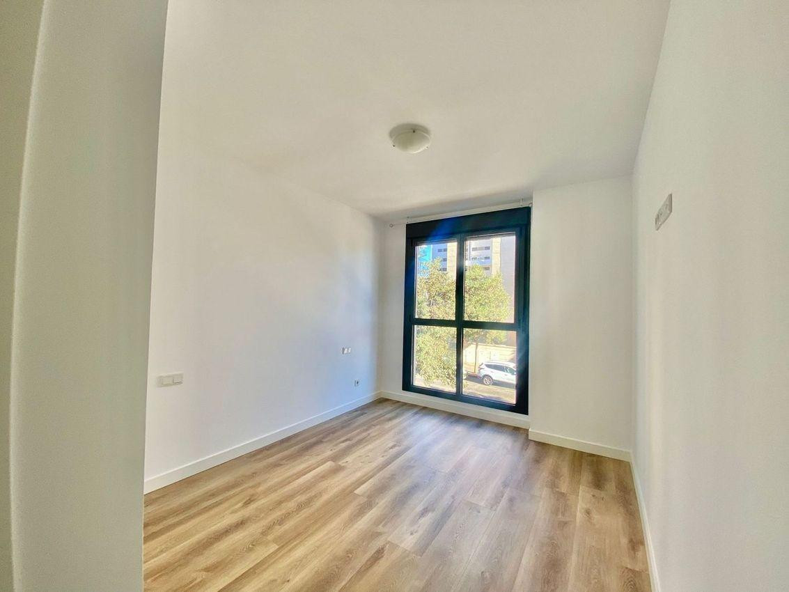 Se vende Apartamento Planta Media de 3 dormitorios en Costa Blanca, Alicante, España