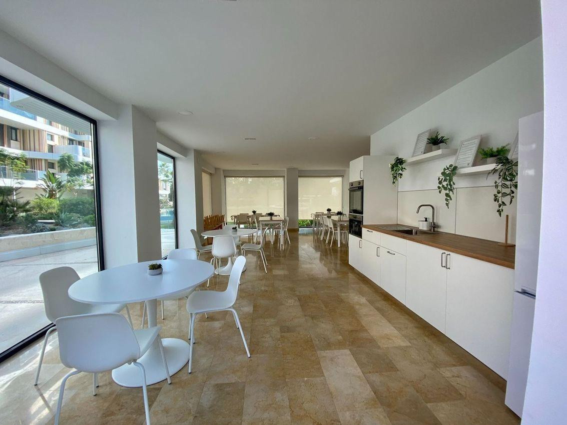 Se vende Apartamento Planta Media de 3 dormitorios en Costa Blanca, Alicante, España