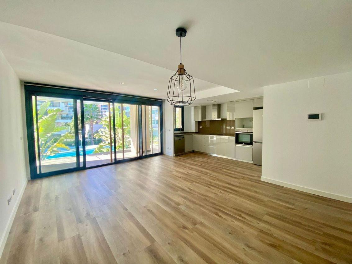 Se vende Apartamento Planta Media de 3 dormitorios en Costa Blanca, Alicante, España