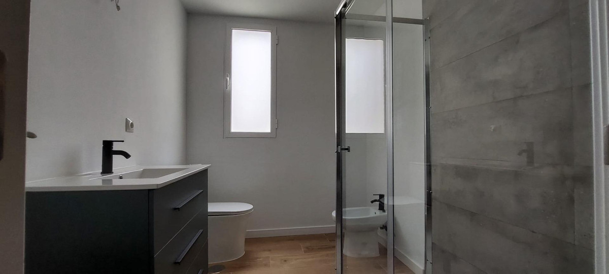 Se vende Apartamento Planta Media de 3 dormitorios en Costa Blanca, Alicante, España