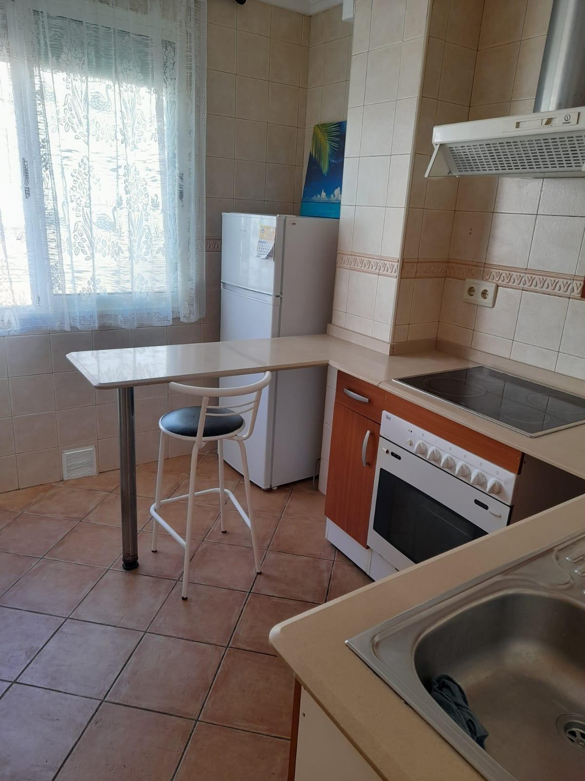 Se vende Apartamento Planta Media de 2 dormitorios en Costa Blanca, Alicante, España