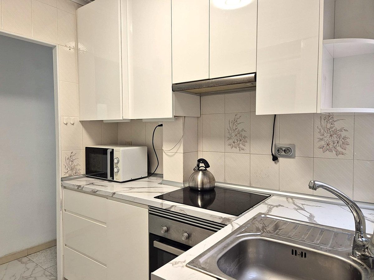 Se vende Apartamento Planta Media de 3 dormitorios en Costa Blanca, Alicante, España