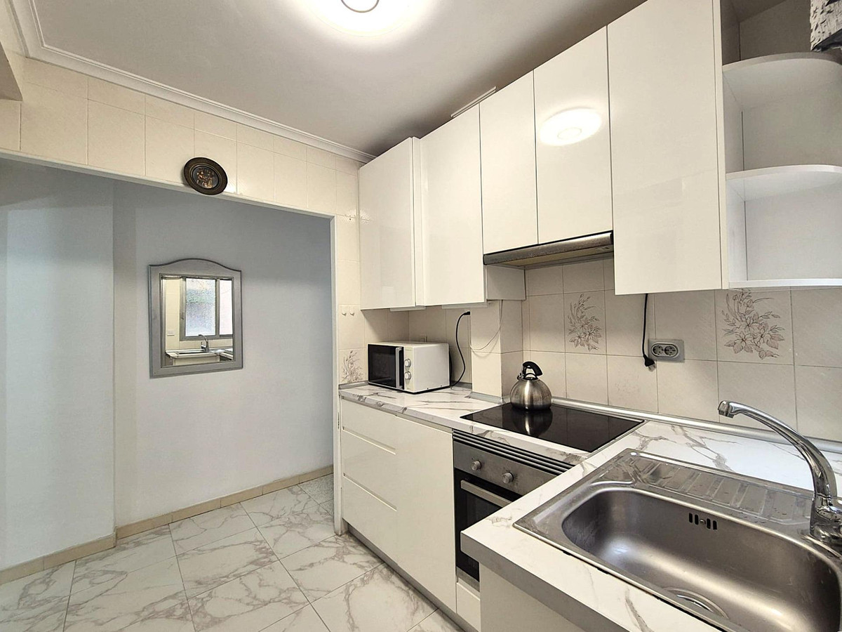 Se vende Apartamento Planta Media de 3 dormitorios en Costa Blanca, Alicante, España