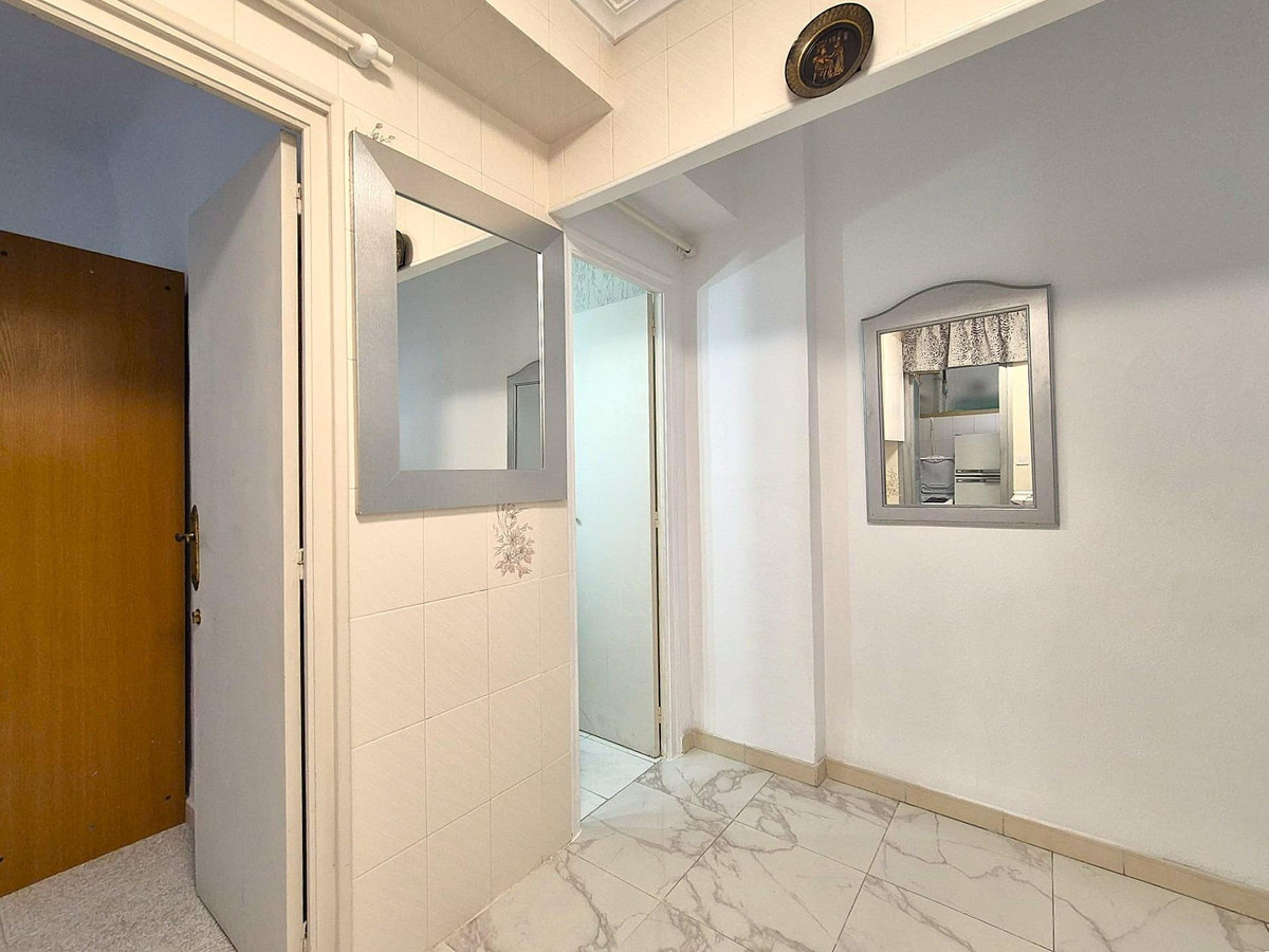 Se vende Apartamento Planta Media de 3 dormitorios en Costa Blanca, Alicante, España