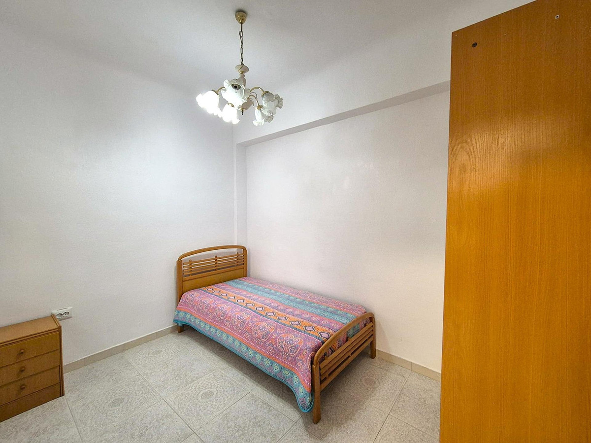 Se vende Apartamento Planta Media de 3 dormitorios en Costa Blanca, Alicante, España