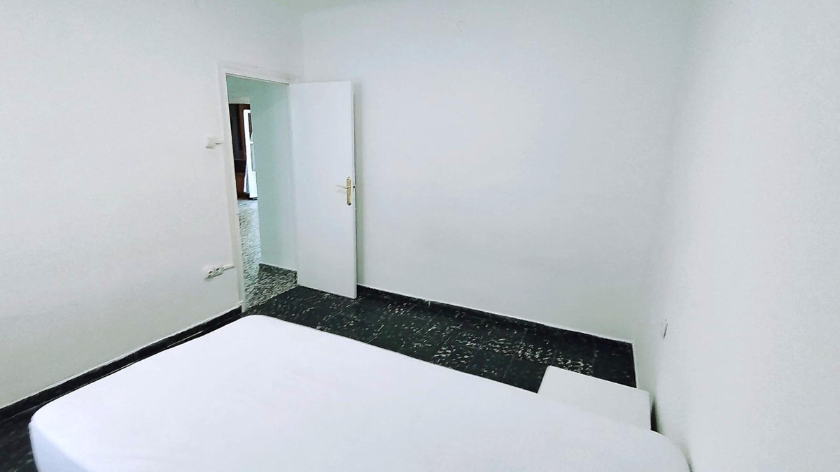 Se vende Apartamento Planta Media de 2 dormitorios en Costa Blanca, Alicante, España