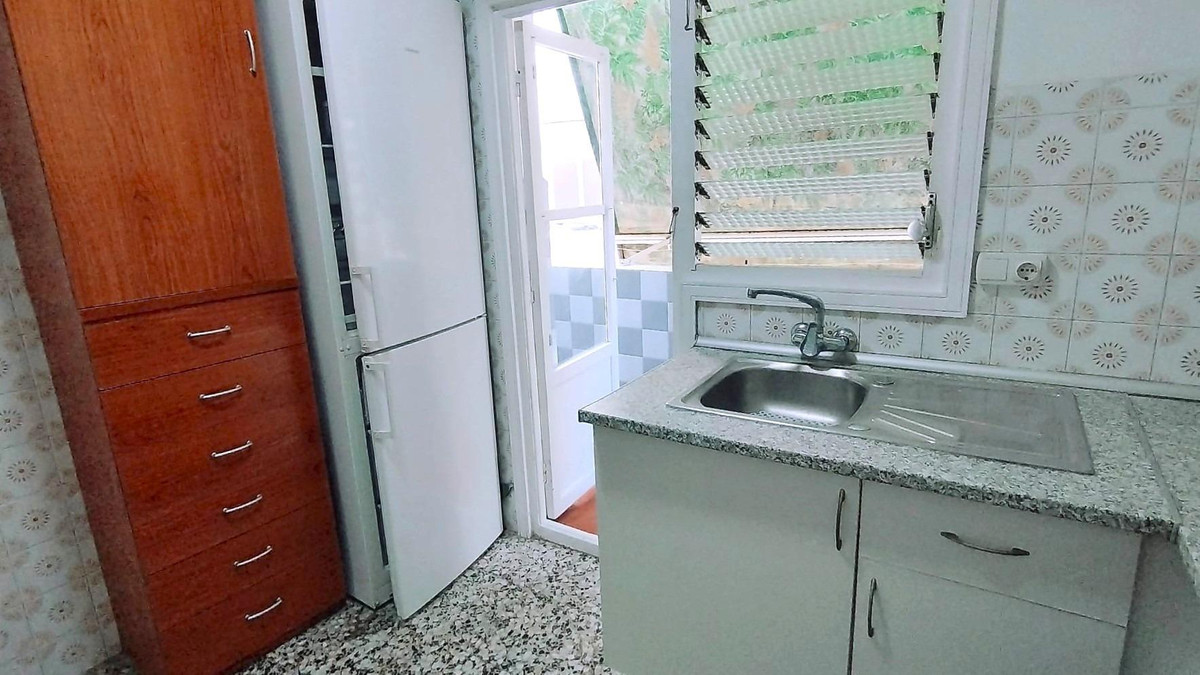 Se vende Apartamento Planta Media de 2 dormitorios en Costa Blanca, Alicante, España