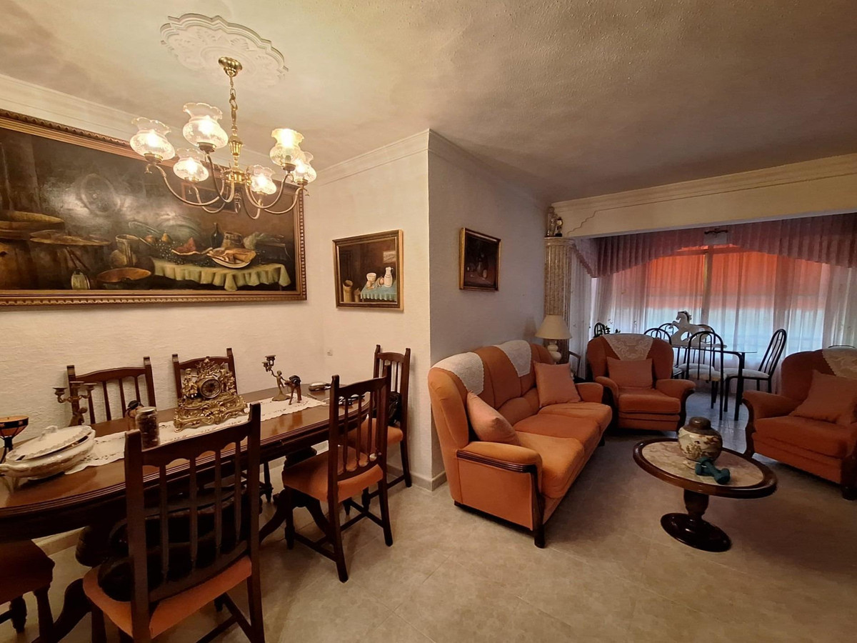 Se vende Apartamento Planta Media de 4 dormitorios en Costa Blanca, Alicante, España