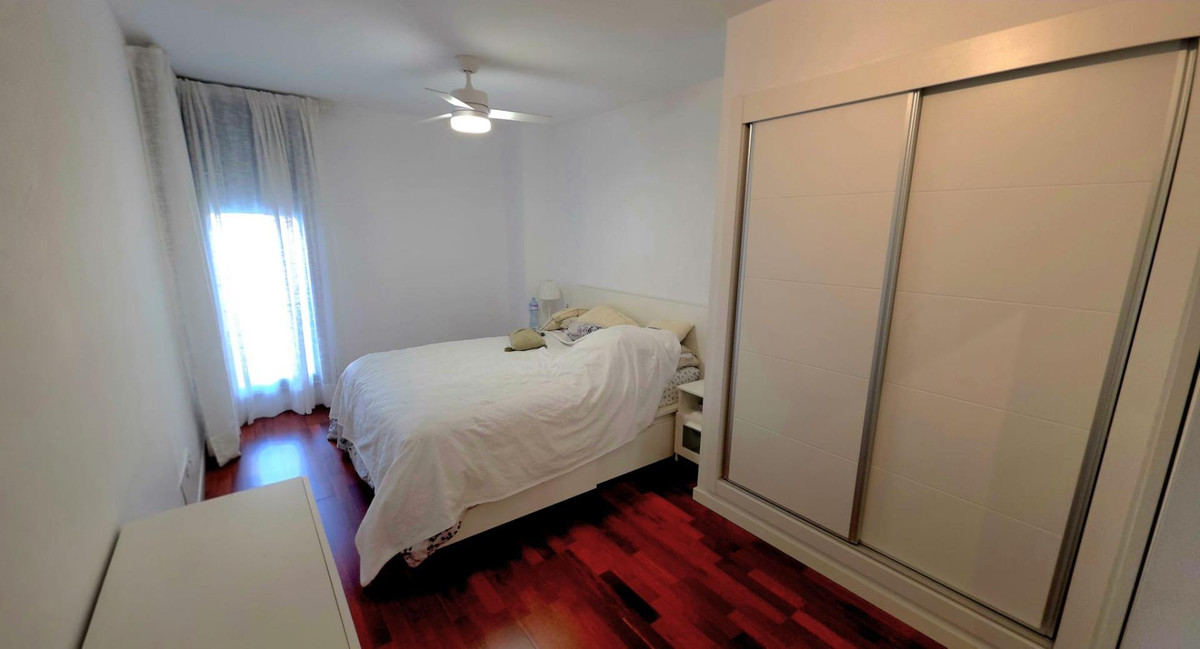 Se vende Apartamento Planta Media de 3 dormitorios en Costa Blanca, Alicante, España