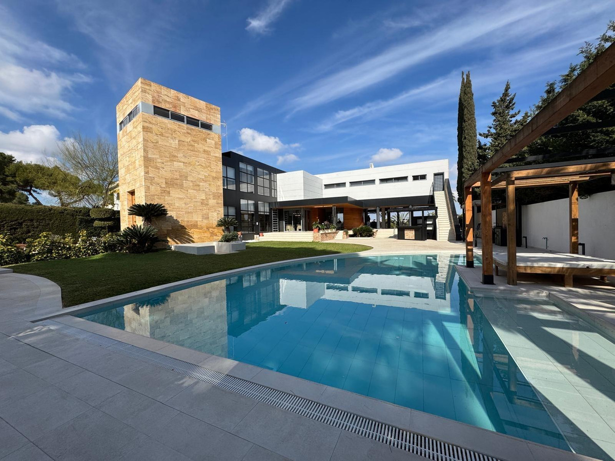7 Bed Townhouse for sale in Orihuela Costa Costa Blanca, Alicante, Spain