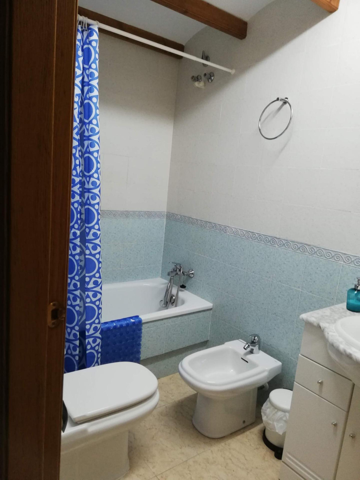 Se vende Apartamento Planta Media de 3 dormitorios en Costa Blanca, Alicante, España