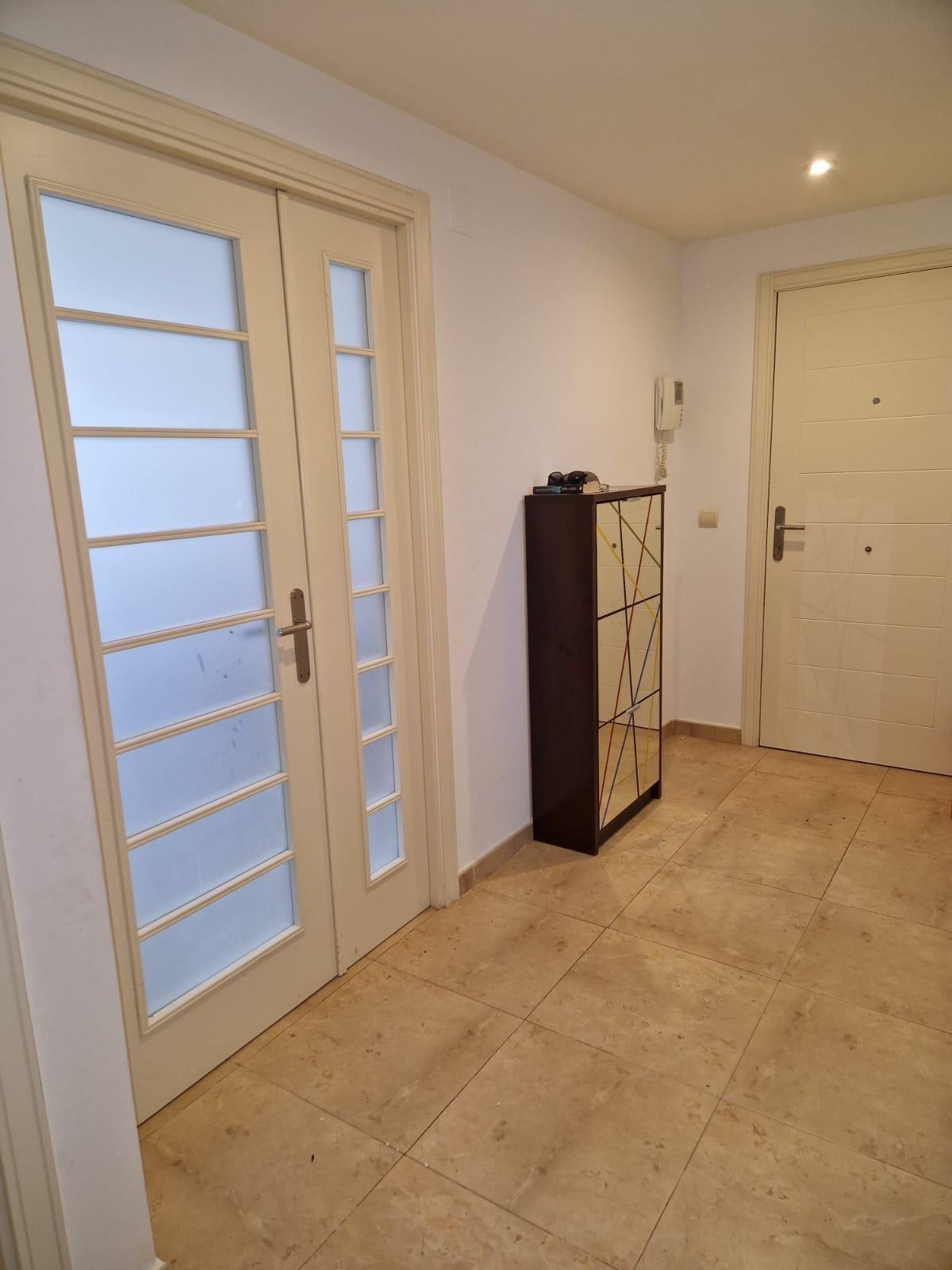 Se vende Apartamento Planta Media de 2 dormitorios en Costa Blanca, Alicante, España