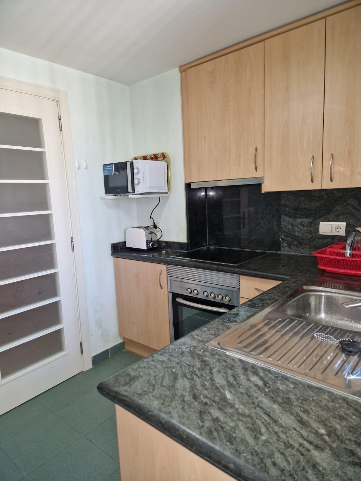 Se vende Apartamento Planta Media de 2 dormitorios en Costa Blanca, Alicante, España