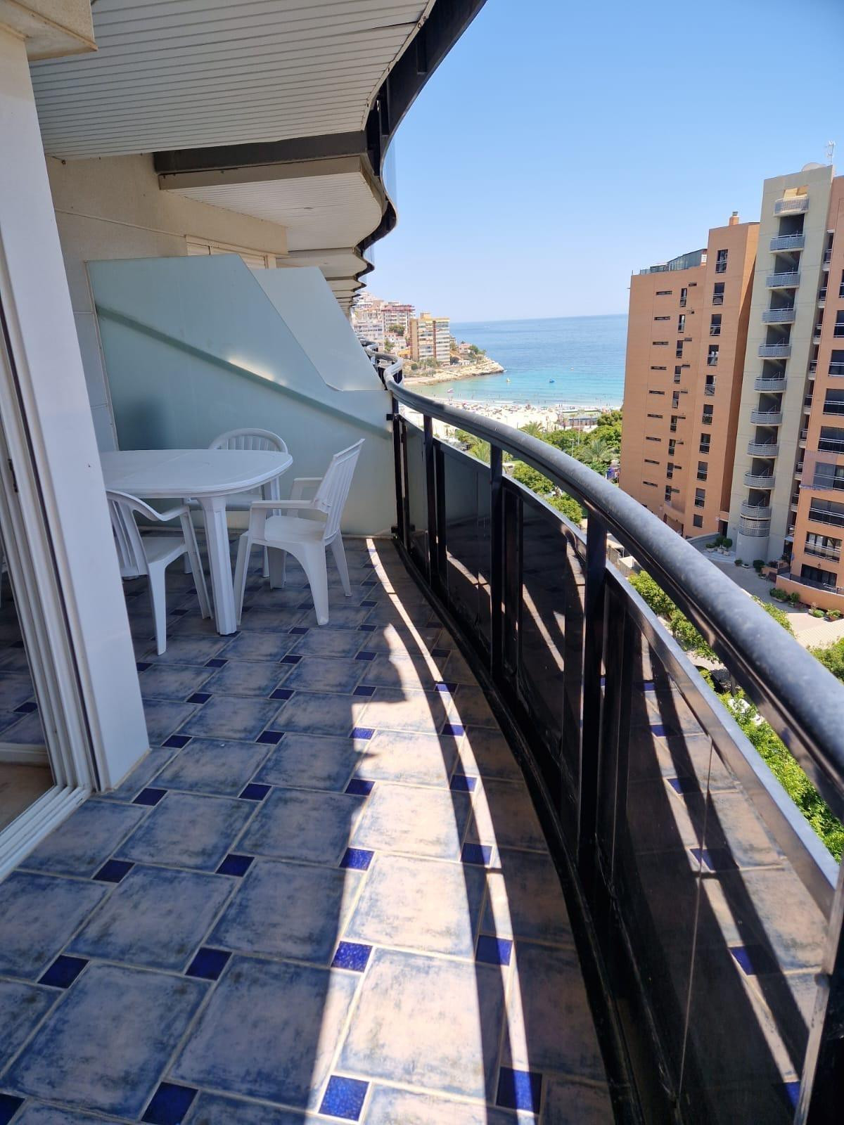Se vende Apartamento Planta Media de 2 dormitorios en Costa Blanca, Alicante, España