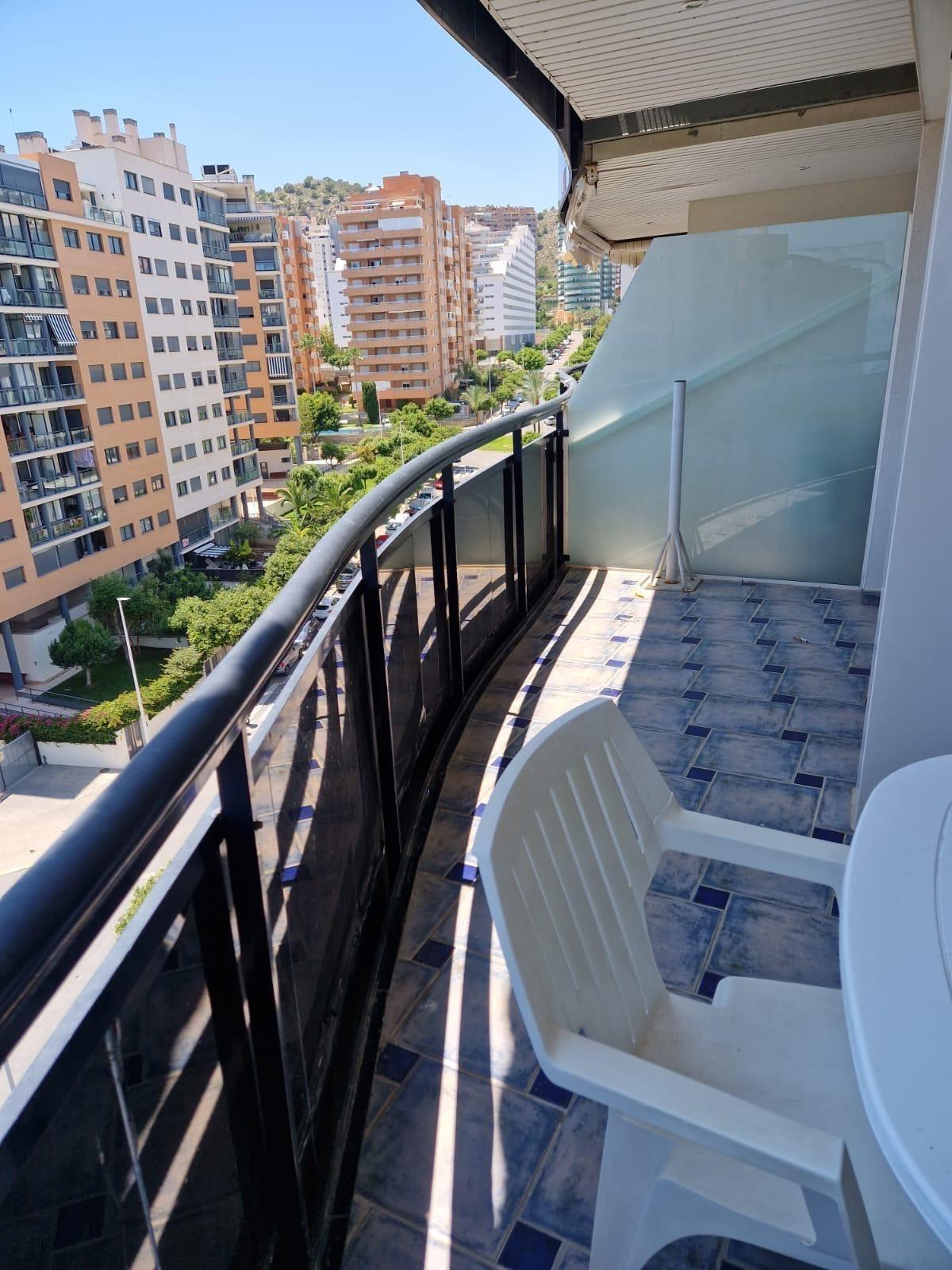 Se vende Apartamento Planta Media de 2 dormitorios en Costa Blanca, Alicante, España
