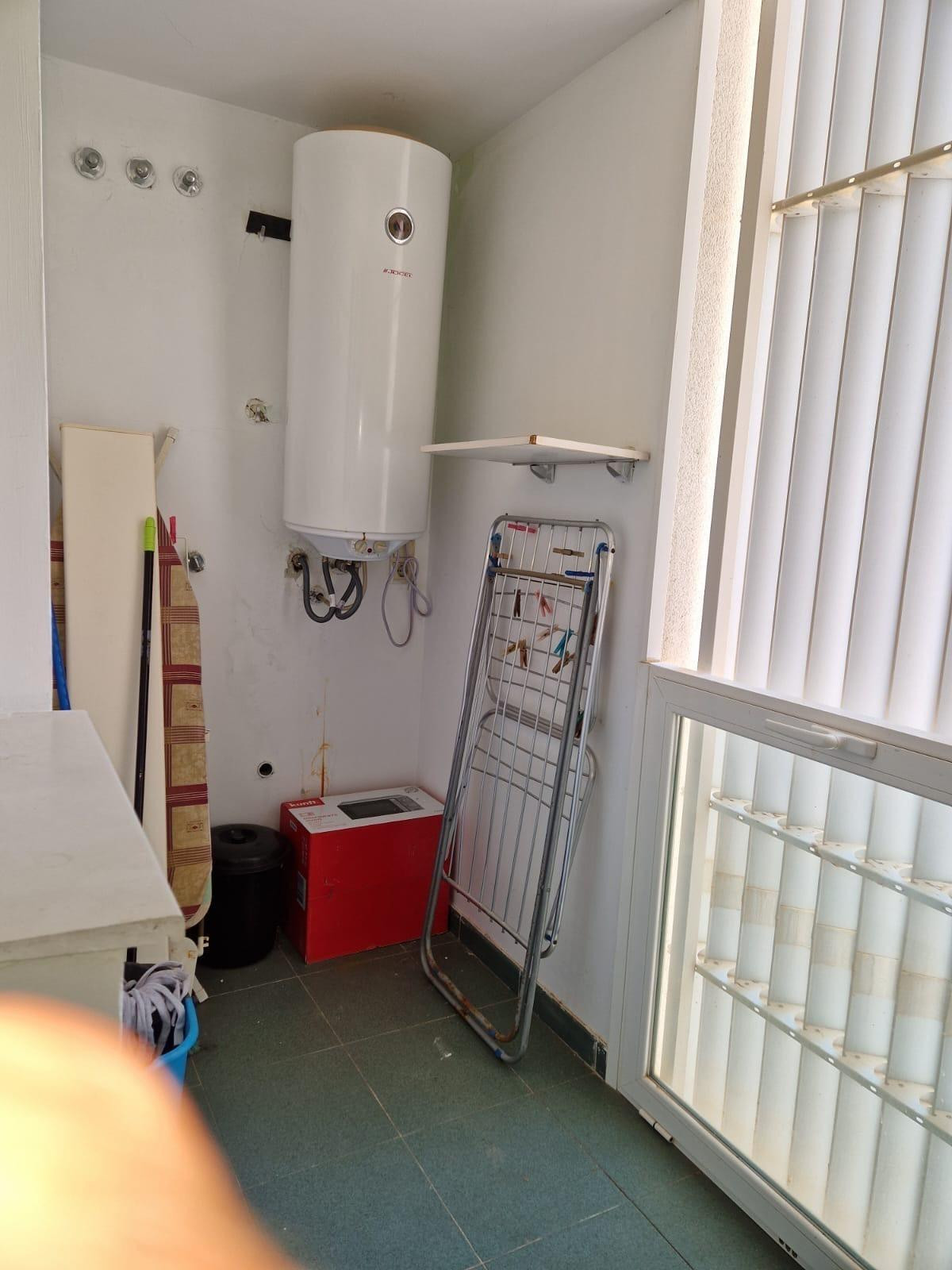 Se vende Apartamento Planta Media de 2 dormitorios en Costa Blanca, Alicante, España