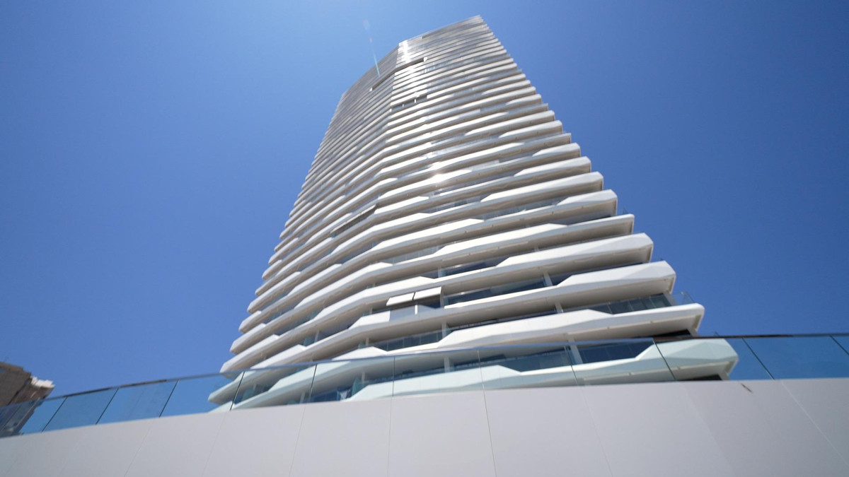 Se vende Apartamento Planta Media de 2 dormitorios en Costa Blanca, Alicante, España