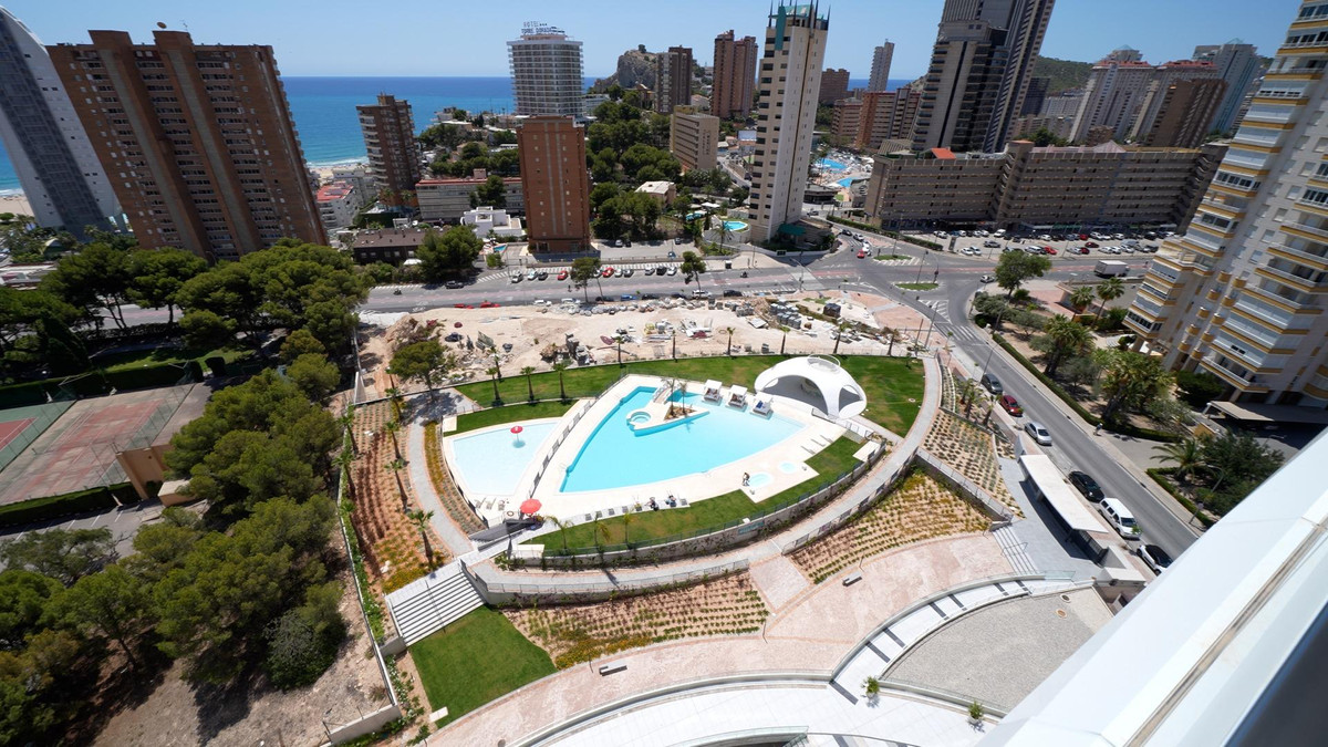 Se vende Apartamento Planta Media de 2 dormitorios en Costa Blanca, Alicante, España