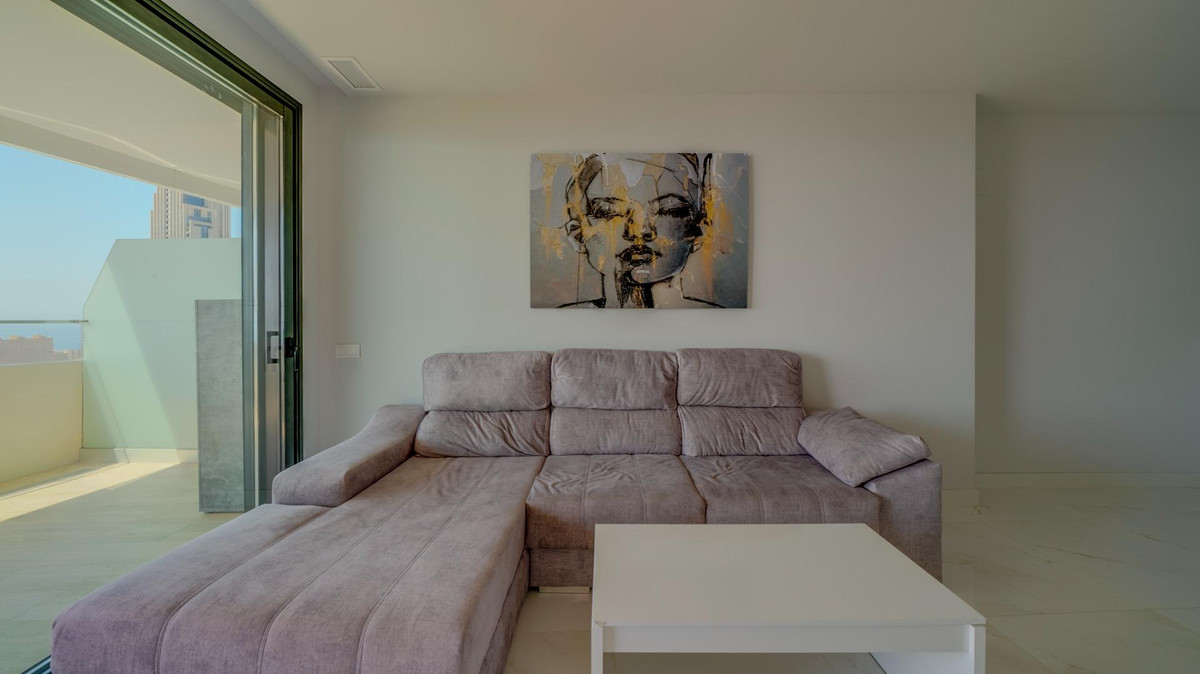 Se vende Apartamento Planta Media de 2 dormitorios en Costa Blanca, Alicante, España