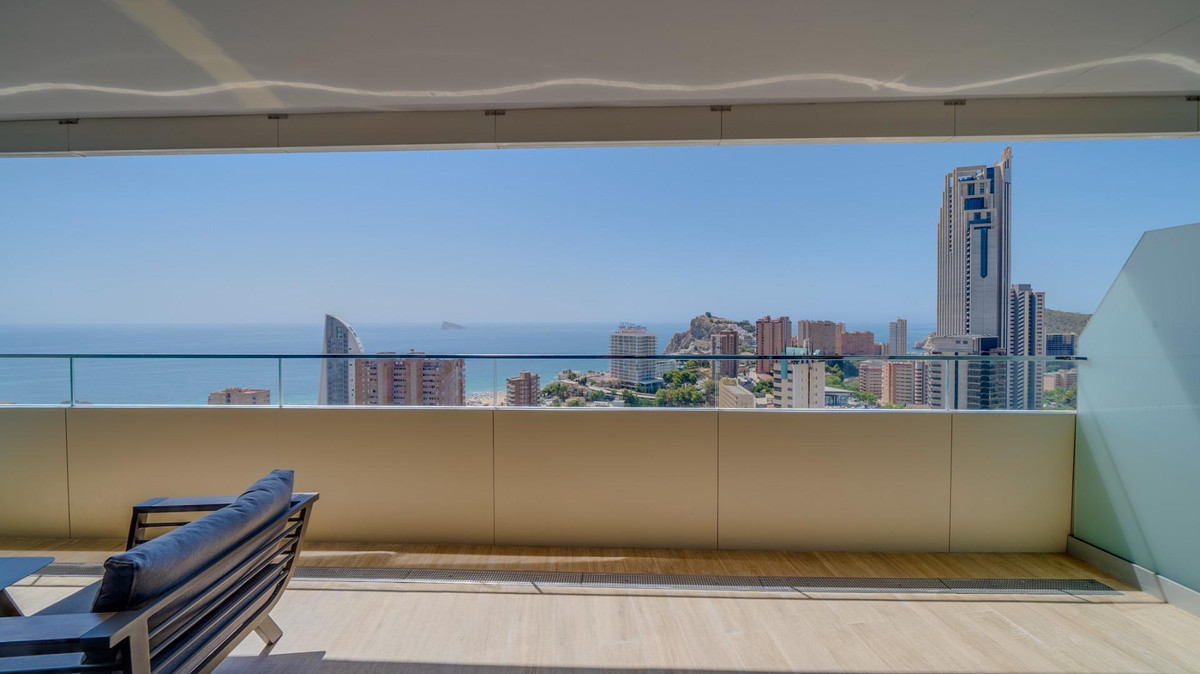 Se vende Apartamento Planta Media de 2 dormitorios en Costa Blanca, Alicante, España