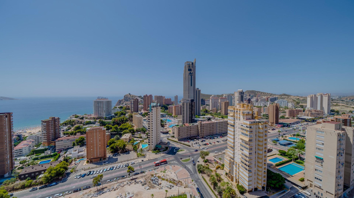 Se vende Apartamento Planta Media de 2 dormitorios en Costa Blanca, Alicante, España