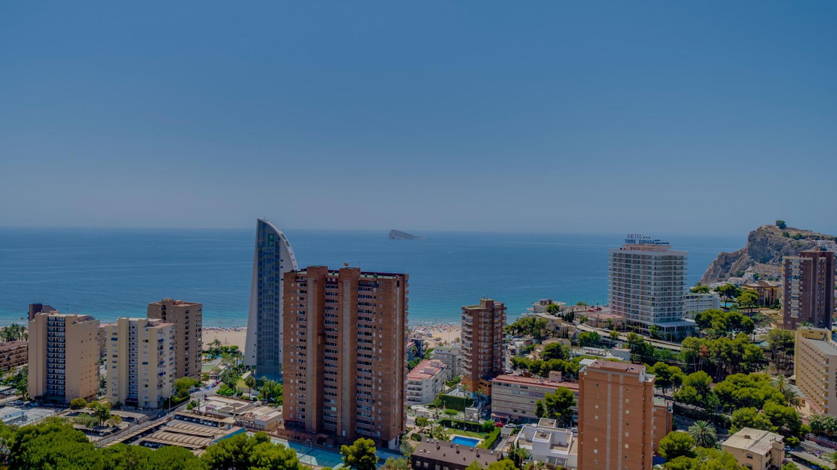 Se vende Apartamento Planta Media de 2 dormitorios en Costa Blanca, Alicante, España