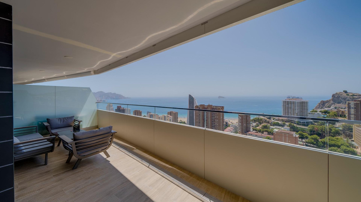 Se vende Apartamento Planta Media de 2 dormitorios en Costa Blanca, Alicante, España