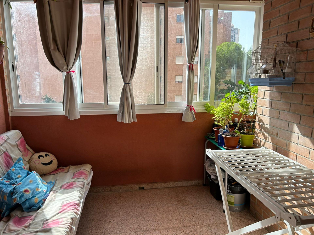 Se vende Apartamento Planta Media de 3 dormitorios en Costa Blanca, Alicante, España