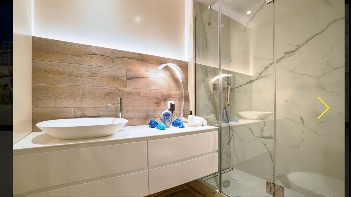 Se vende Apartamento Planta Media de 2 dormitorios en Costa Blanca, Alicante, España