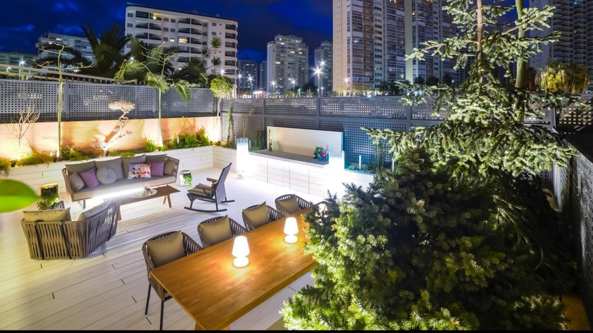 Se vende Apartamento Planta Media de 2 dormitorios en Costa Blanca, Alicante, España