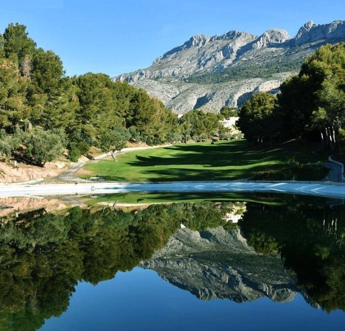 Commercial unit for sale in Altea Costa Blanca, Alicante, Spain