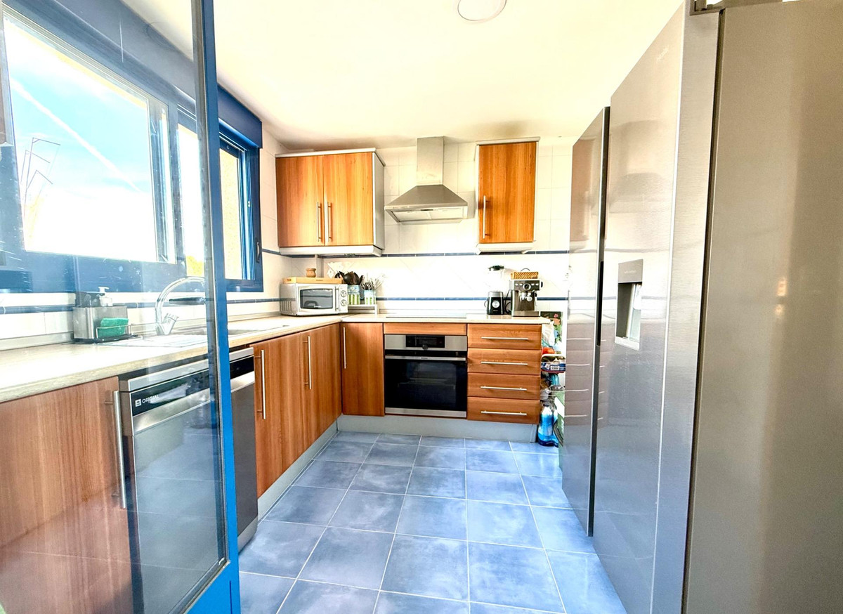 4 Bed Apartment for sale in Calpe Costa Blanca, Alicante, Spain