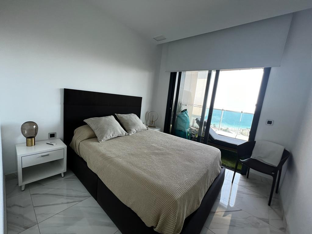 Se vende Apartamento Planta Media de 2 dormitorios en Costa Blanca, Alicante, España