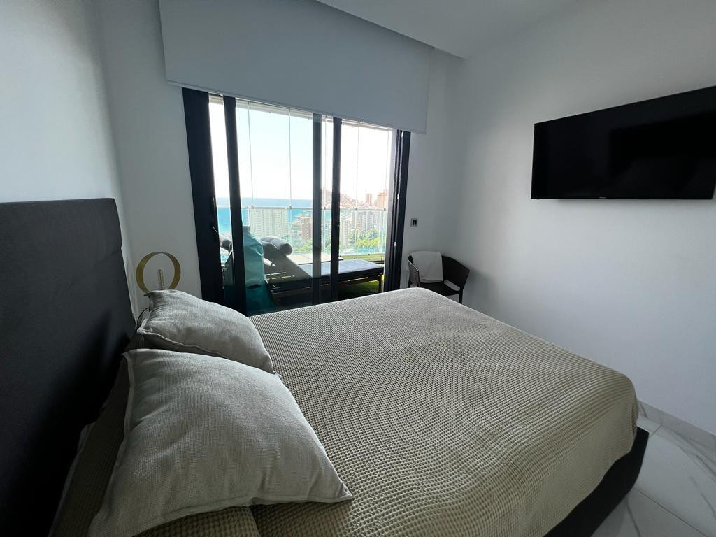 Se vende Apartamento Planta Media de 2 dormitorios en Costa Blanca, Alicante, España