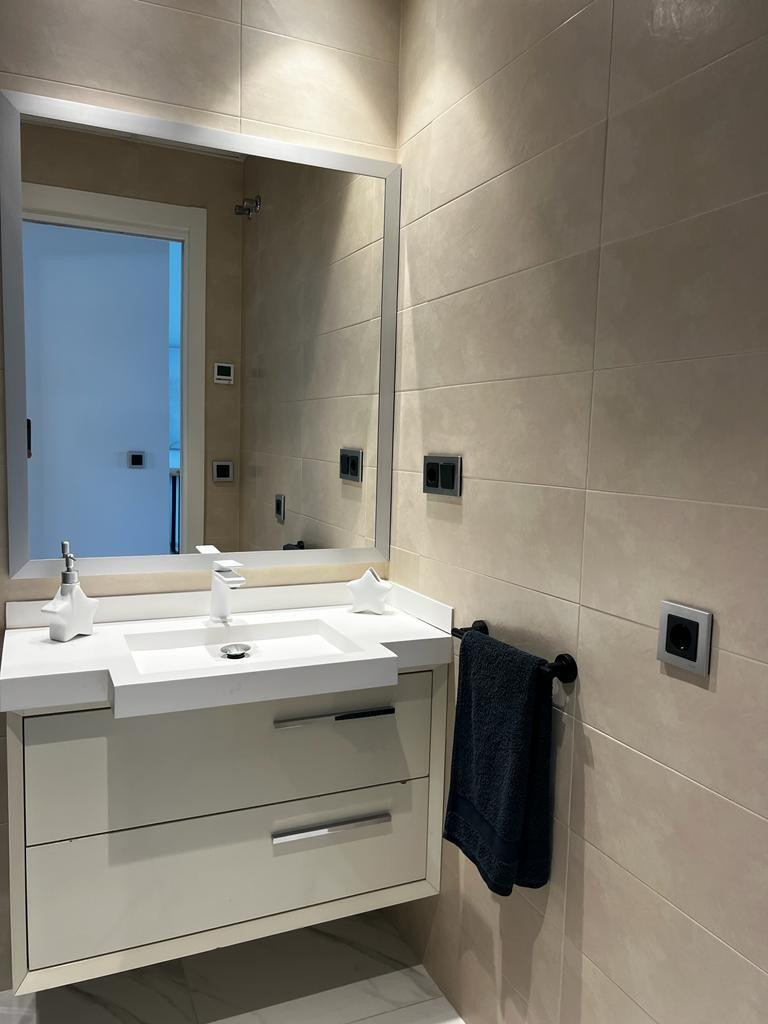 Se vende Apartamento Planta Media de 2 dormitorios en Costa Blanca, Alicante, España