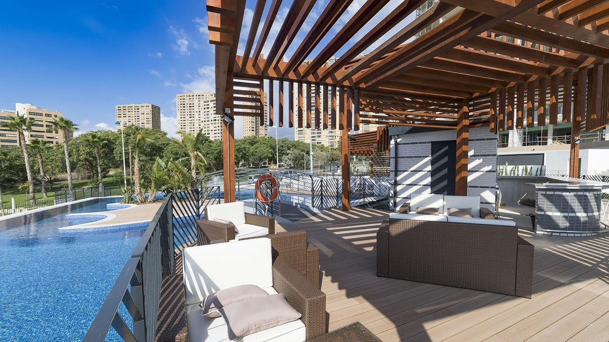 Se vende Apartamento Planta Media de 2 dormitorios en Costa Blanca, Alicante, España