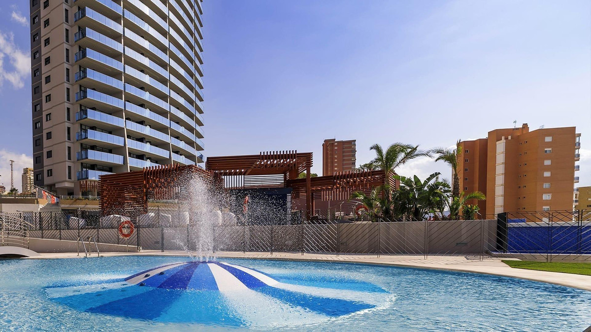 Se vende Apartamento Planta Media de 2 dormitorios en Costa Blanca, Alicante, España