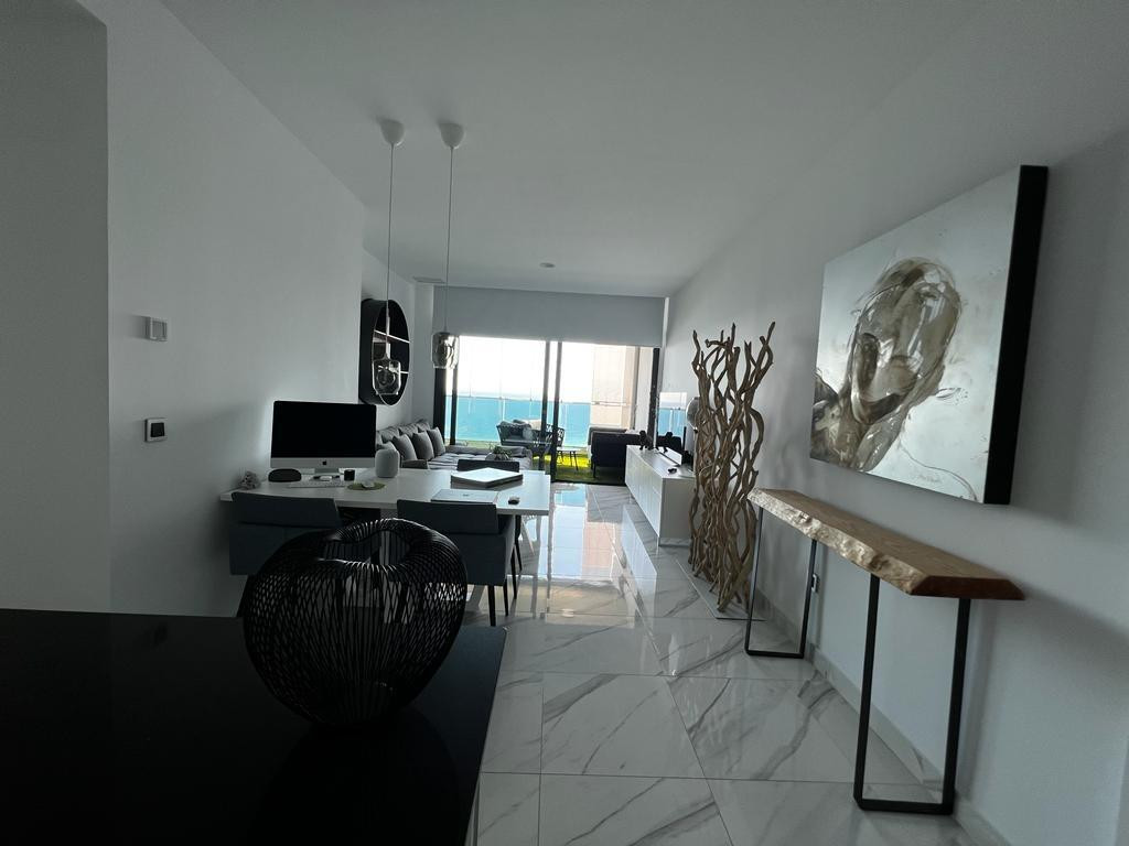 Se vende Apartamento Planta Media de 2 dormitorios en Costa Blanca, Alicante, España