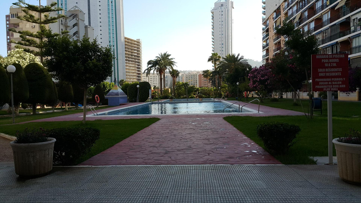 Se vende Estudio Planta Media de 1 dormitorios en Costa Blanca, Alicante, España