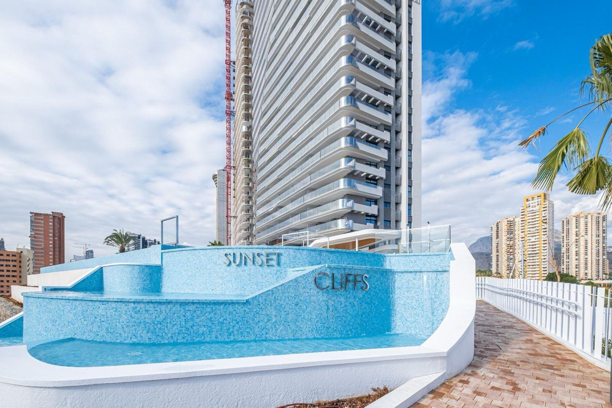 Se vende Apartamento Planta Media de 2 dormitorios en Costa Blanca, Alicante, España