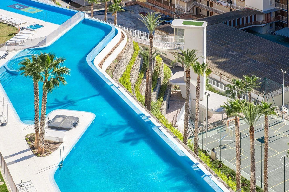 Se vende Apartamento Planta Media de 2 dormitorios en Costa Blanca, Alicante, España